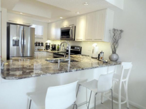 Ocean Village Club J32